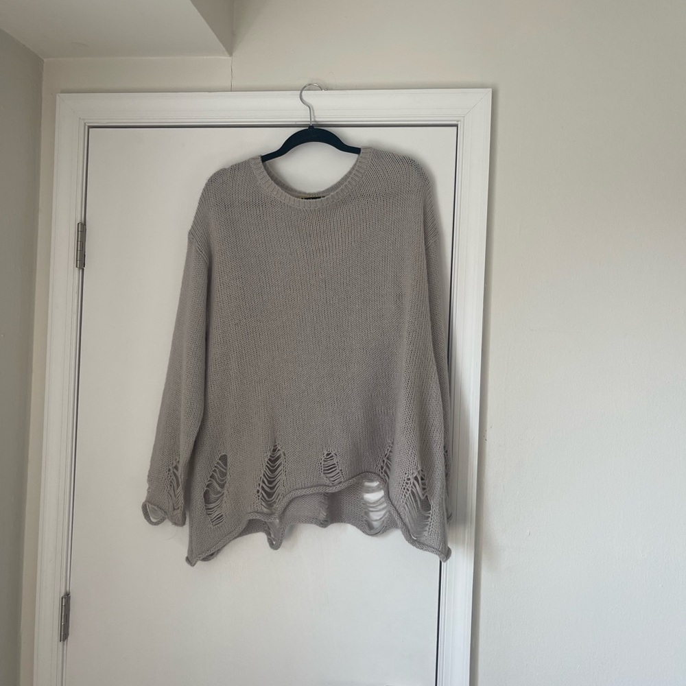 WILDFOX Gray Sweater
